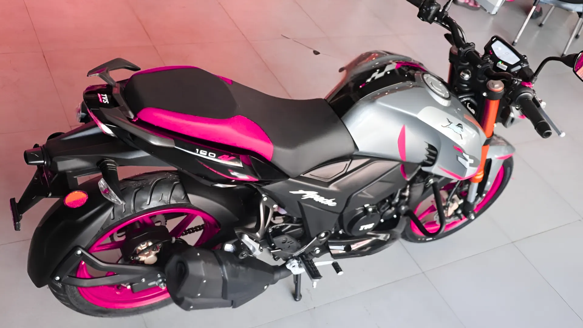 TVS Apache RTR 160