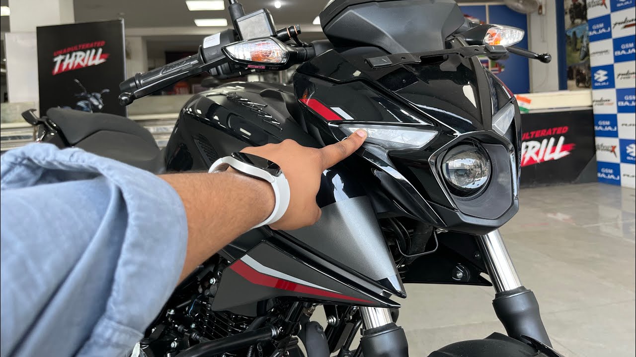 Bajaj Pulsar N160